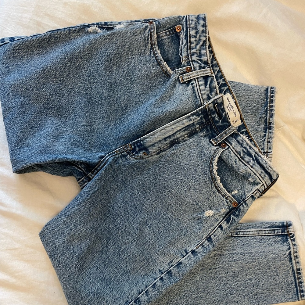 Abercrombie & Fitch The Skinny High Rise Jeans Curve Love size 27/4 short